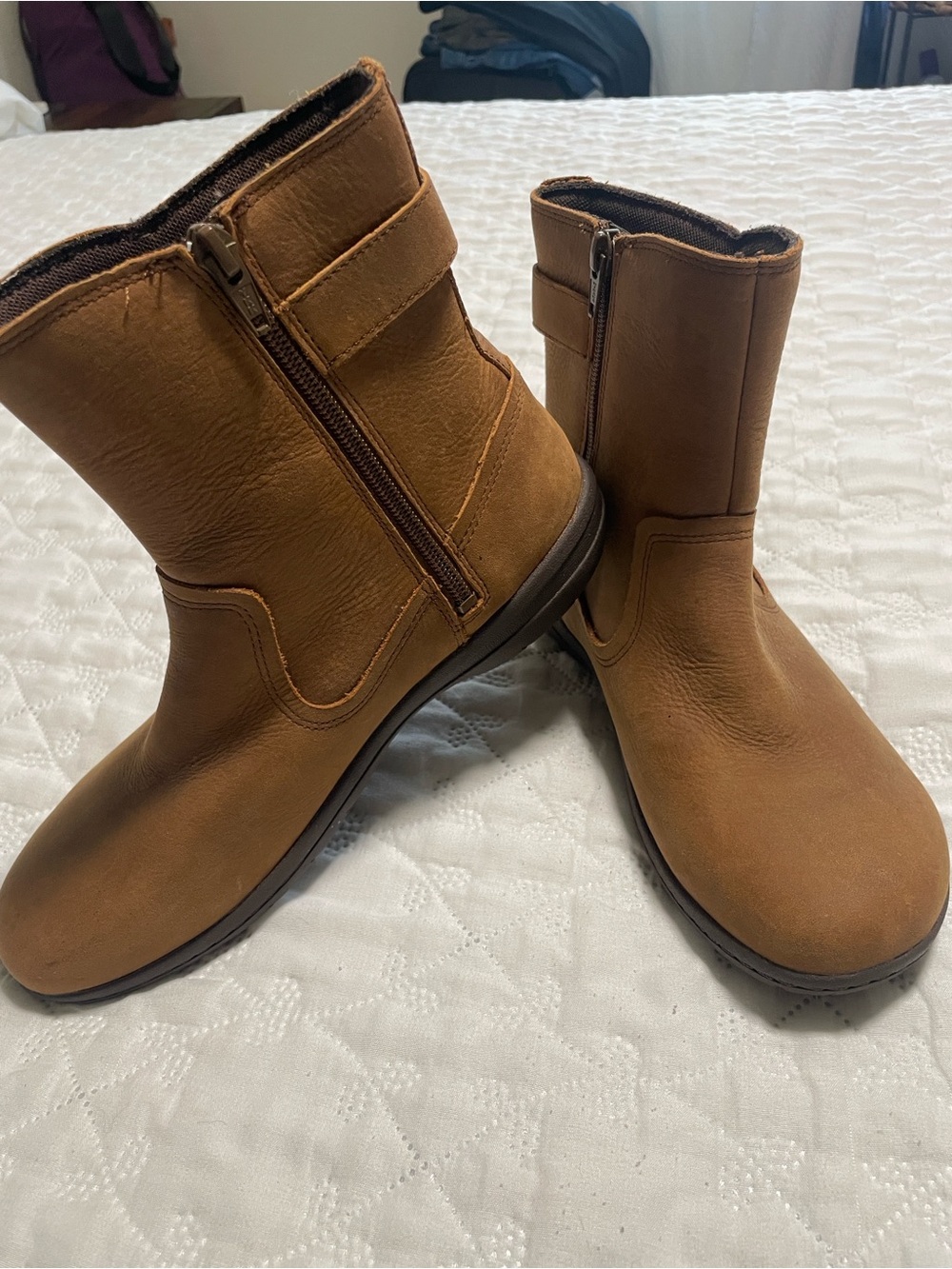 Merrell Women's Tan Waterproof Ankle Boots with Side Zip - Picture 5 of 5